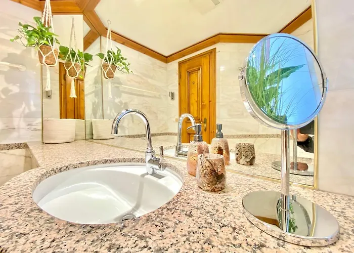 Apartment Mit Terrasse & Bergblick I Parkplatz I Seenaehe * Füssen