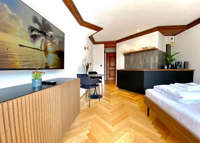 Appartamento Apartment Mit Terrasse & Bergblick I Parkplatz I Seenaehe *