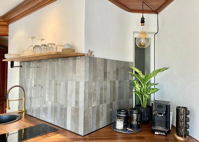 Apartment Mit Terrasse & Bergblick I Parkplatz I Seenaehe