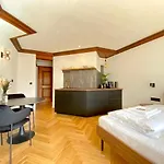 Mit Terrasse & Bergblick I Parkplatz I Seenaehe Appartamento