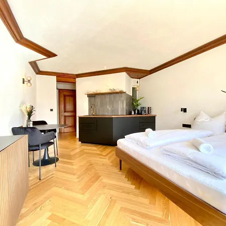 Apartment Mit Terrasse & Bergblick I Parkplatz I Seenaehe 公寓 *